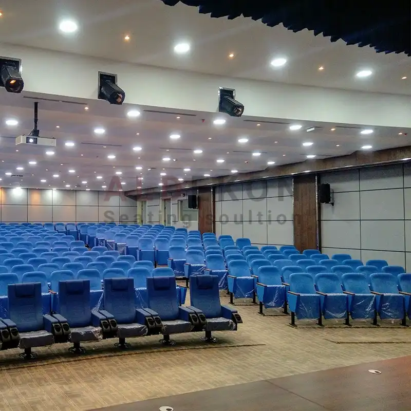 cologne konferans koltogu yazi tablasi | aldekon stadyum koltukları Cologne Konferans Koltogu Yazi Tablasi